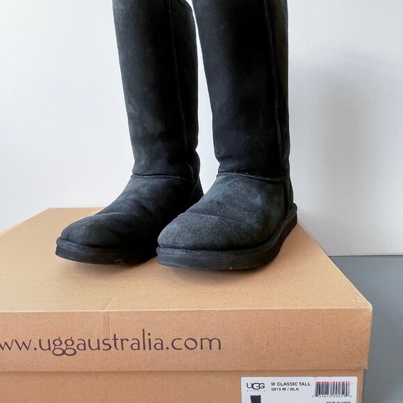 UGG Australia Womens Classic Tall Boots US 8 Style # 5815 Black Sheepskin + Box - Picture 2 of 16
